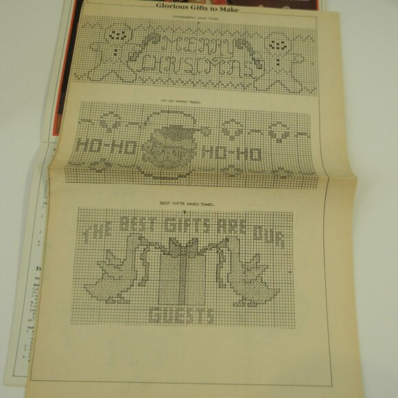 Vintage Family Circle Christmas Helps 1983 & Santa's Workshop Craft Project 1987 - Picture 4 of 7